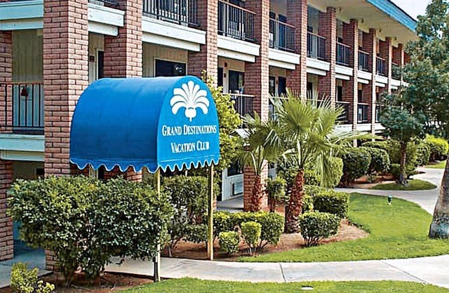 Beautiful studio unit at resort, sleeps 2