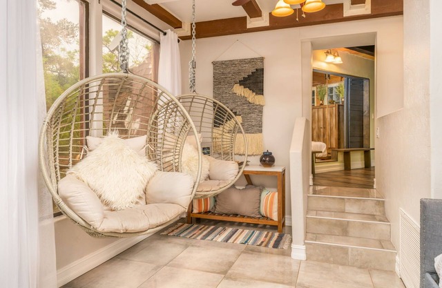 Beautiful Unique home with yoga/meditation studio!