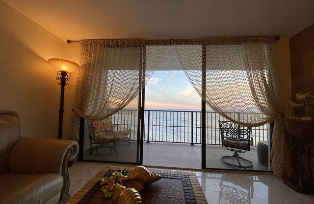 Beautiful Ocean front Daytona Beach Condo with amazing view of sun rise and set.