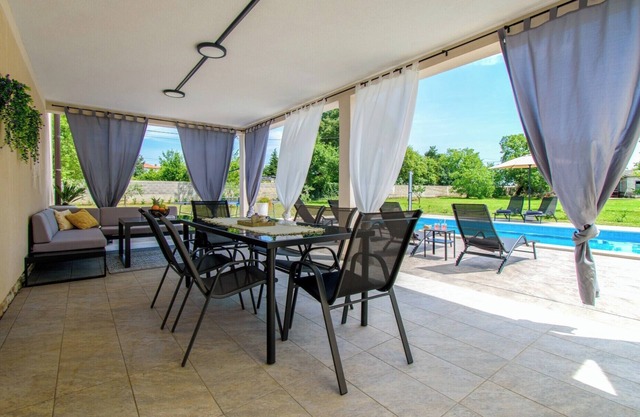 Beautiful vacation home for exclusive use with a private pool.