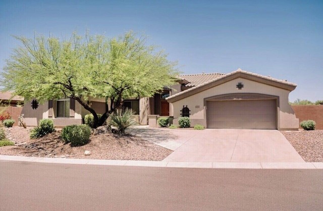 Beautiful Vacation Home - in the Anthem Country Club