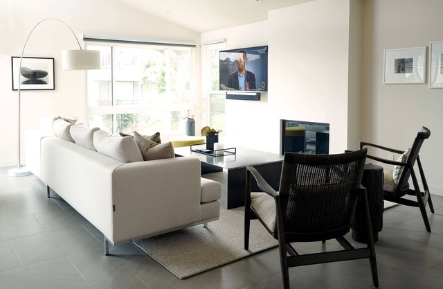 Beautiful Vacation Rental- Beach, Ocean, Racetrack & More