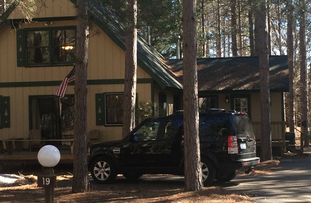 Beautiful Vacation Home In Crystal Mountain Resort. Walk To Skiing & Dining