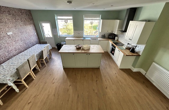 Beautiful Victorian house 2 minutes from the beach