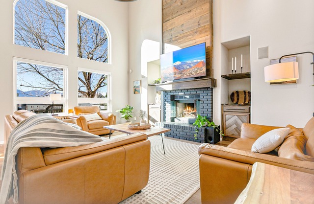 Beautiful views of the front range, and ample space to host large groups