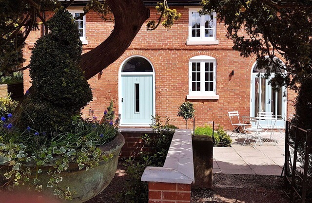 Beautiful villa for 4 people with WIFI, TV, pets allowed and parking