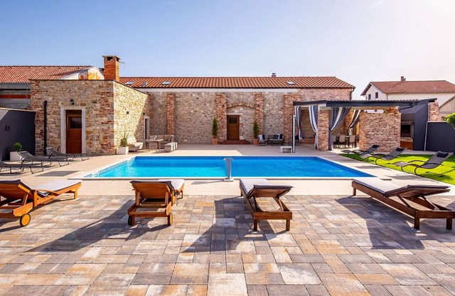 Beautiful Villa Ambar