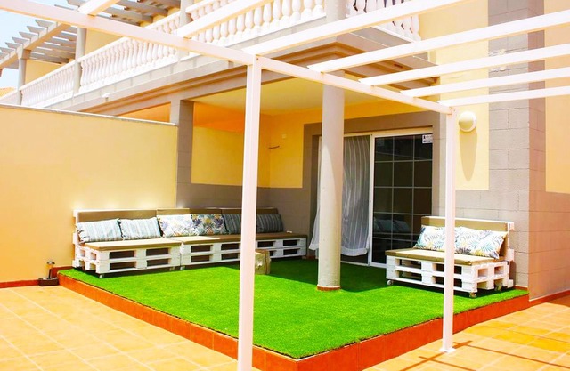 Beautiful Villa in El Médano, Arenas del Mar