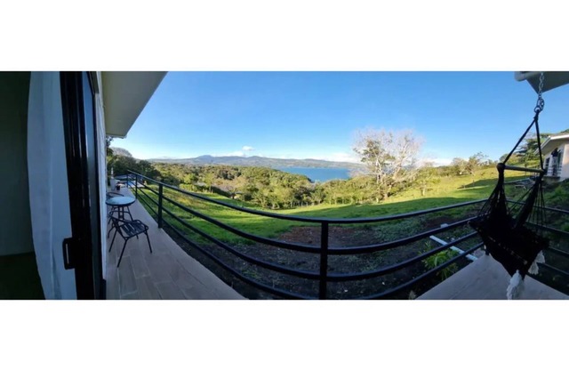 Beautiful villa in front of lake Arenal Apt. #2