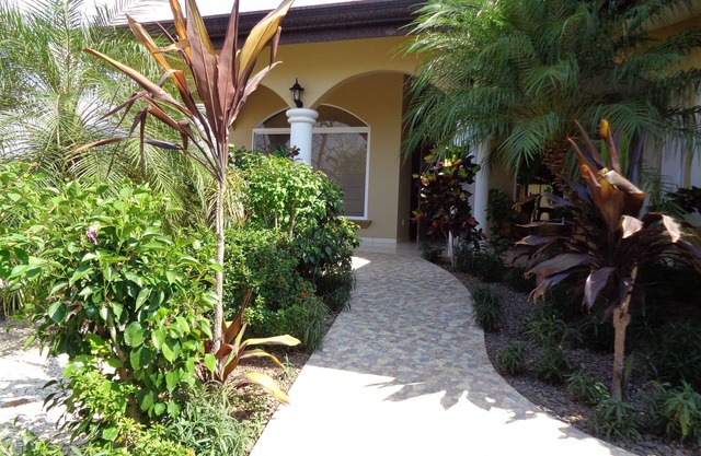 Beautiful Villa in Playa Del Coco Guanacaste - Sleeps 4