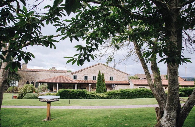 Beautiful Villa with garden and fireplace 10 minutes from the Ribeira Sacra