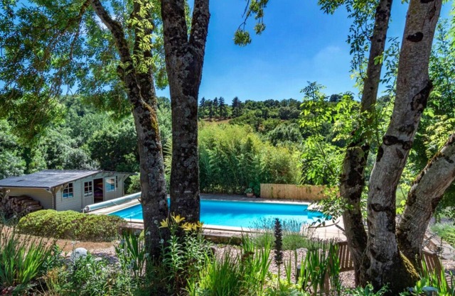 Beautiful villa with heated Pool - near Najac