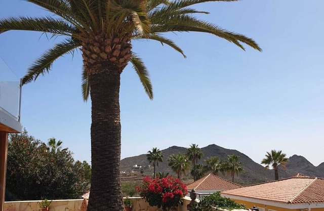 Beautiful Villa with Ocean & Mountain views 3 Beds 2 Bath High Speed WiFi