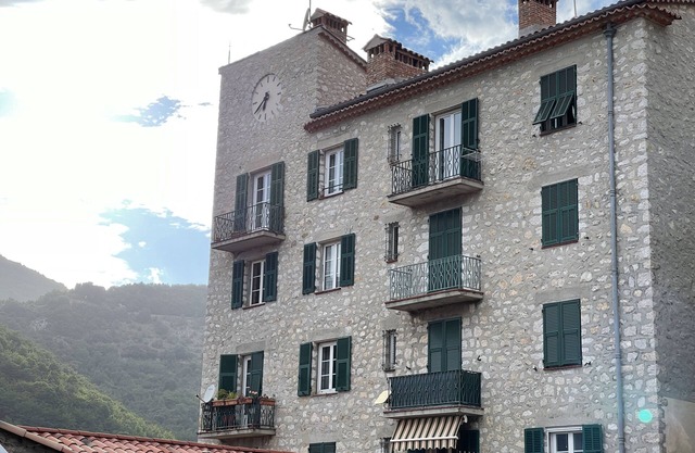 Beautiful Village Apartment
