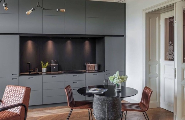 beautifully designed 2 Bedroom/2 bathroom apartment