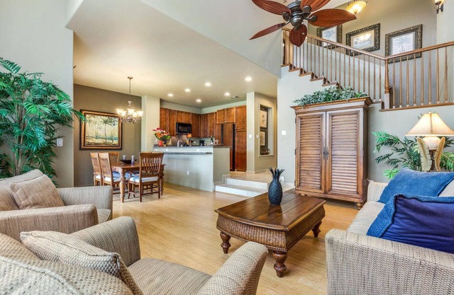 🏖️Beautifully Furnished | Hawaiian Villa | AC & WIFI!