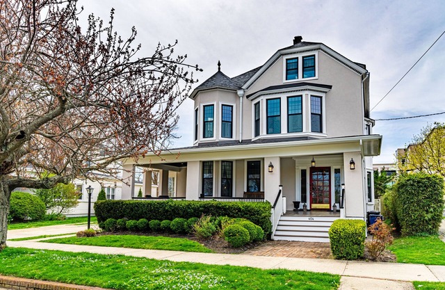 Beautifully Modern Victorian, PERFECT Location in Asbury Park