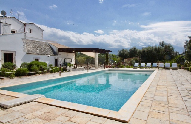 Beautifully restored 16th Century farmhouse with large private pool