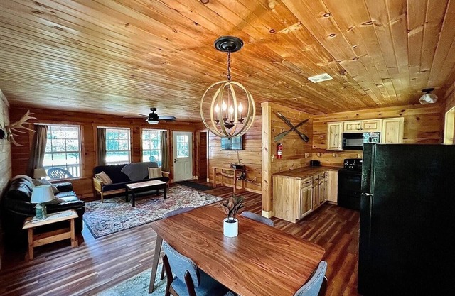 Beautifully Renovated Vintage Cabin in the Heart of Manistee National Forest