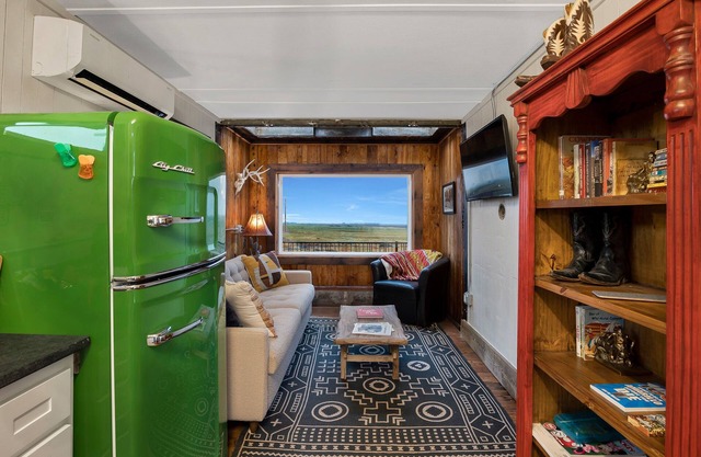 Beautifully renovated vintage train car near the Palo Duro Canyon and WTAMU