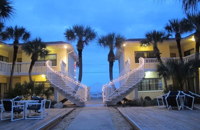 Beautifully Updated and Steps to the Beach - includes Wifi!
