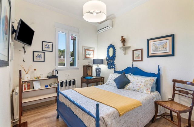 Bed and Breakfast 'Azul' with Mountain View, Wi-Fi and Air Conditioning