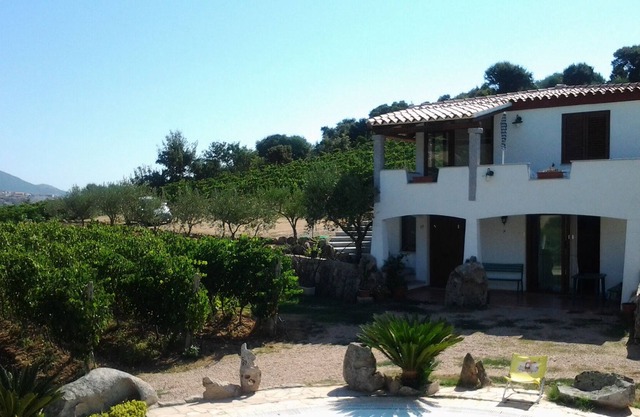 Bed and Breakfast Domo de Resteblas