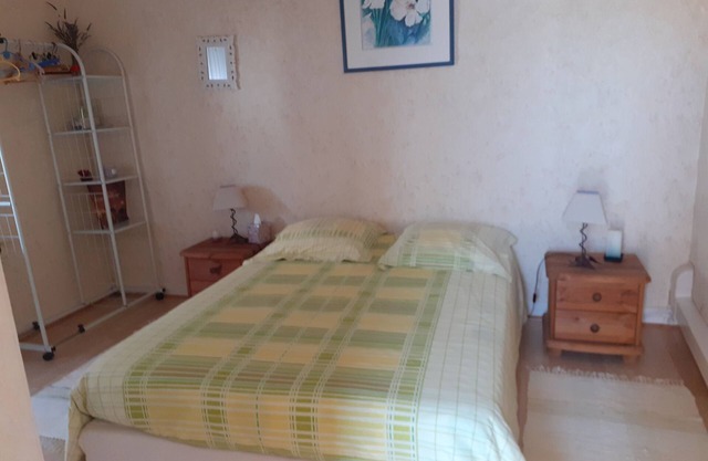 Bed and breakfast in bourgeois house between Fontainebleau and Sens