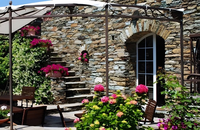 Bed and Breakfast 'Regina' with Shared Pool, Wi-Fi and Air Conditioning