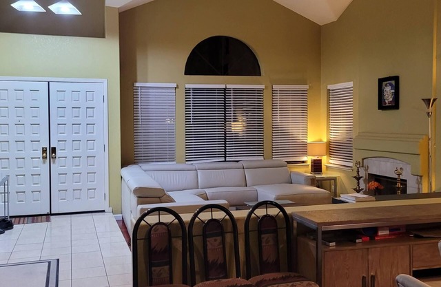 BED ROOM 1: MODERN COMFORTS: BEST FOR 1-2 GUESTS: