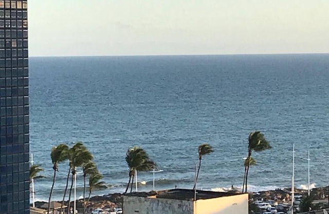 Bedroom & Living Room, Facing the Sea, Spectacular Swimming Pool, Best Edge Point in SSA.
