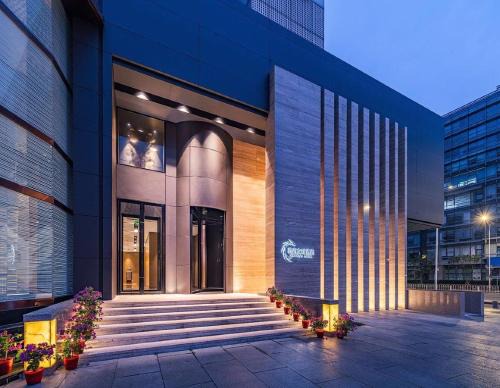Beijing Xixi Friendship Hotel nearby Xidan Shopping Street, Tian'An Men Square, Forbidden City, Houhai & Jingshan Park