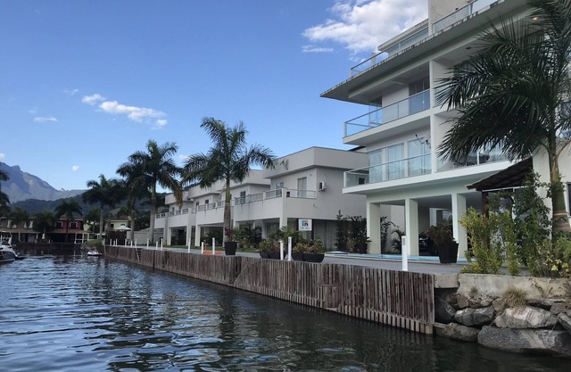 Beira Mar House in Angra dos Reis - Close to commerce in secure condominium