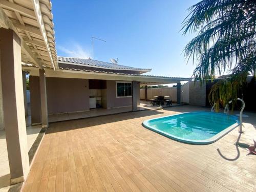Bella Casa com Piscina