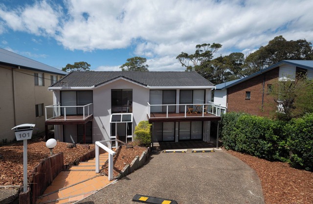 Bella Vista with amazing ocean view and pool