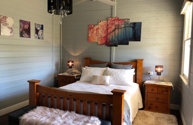 Bellbrook Historic Getaway at Bellmeadow Homestead