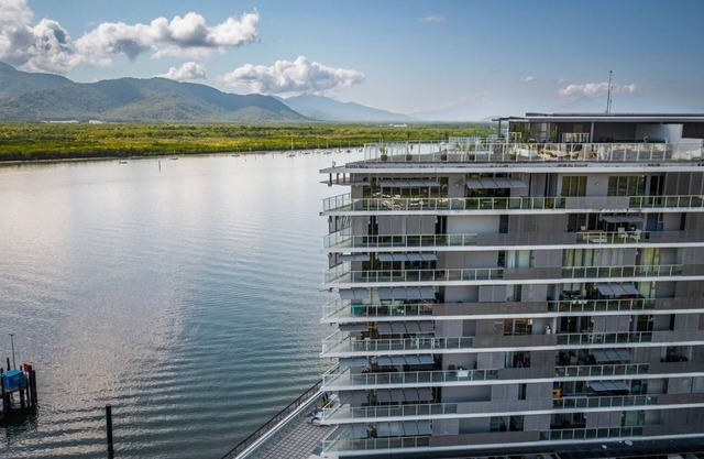 Belle Escapes 703 Harbour Lights Cairns Apartment with water views