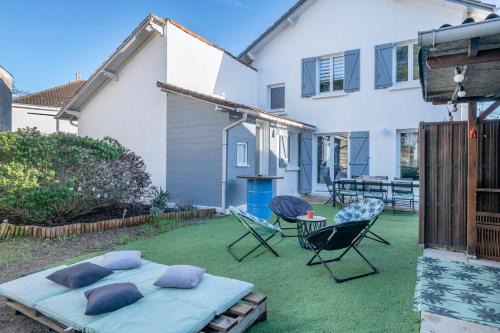 Belle maison pour 11 - Jardin - Détente