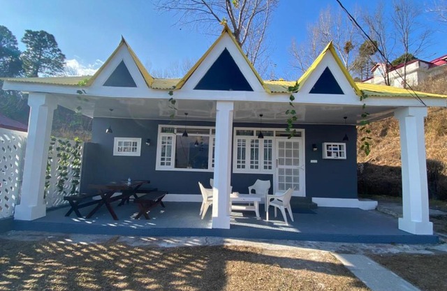 BELLE VUE COTTAGES