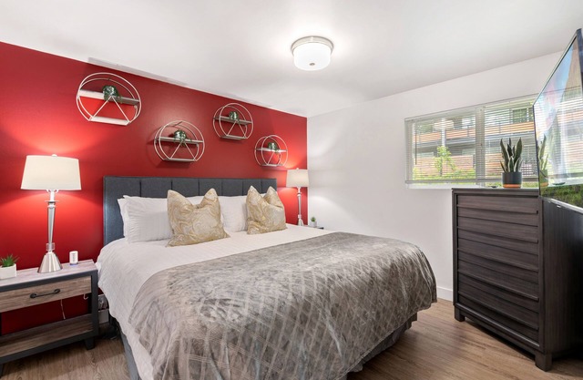 Bellevue Executive Suite★Free WiFi★Free Parking★Tech
