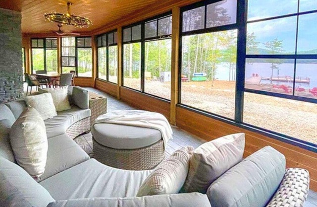 Bells' Dream Lakehouse on Bark Lake