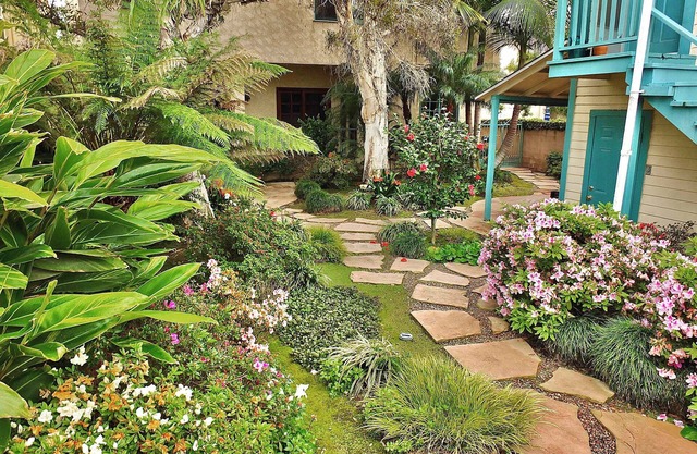 Belmont Heights Retreat Stunning Gardens