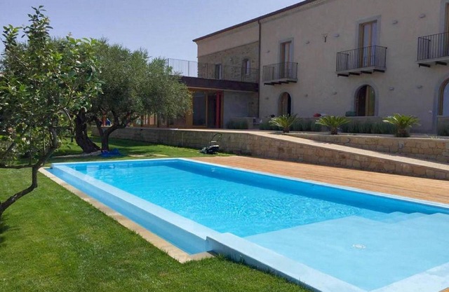 Belvilla by OYO Hotel Alimunera