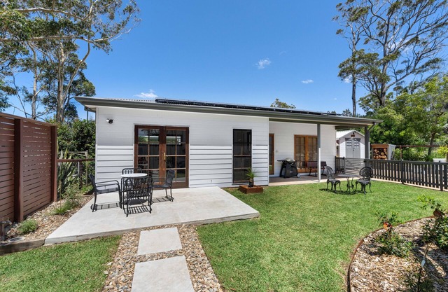 Bendy Beach Bungalow