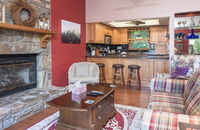 Bent Creek 24 at Rumbling Bald