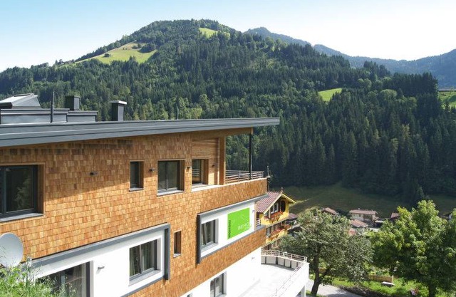 Bergjuwel (H8KRF0X)