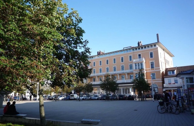 Berringer/beacon on the beach