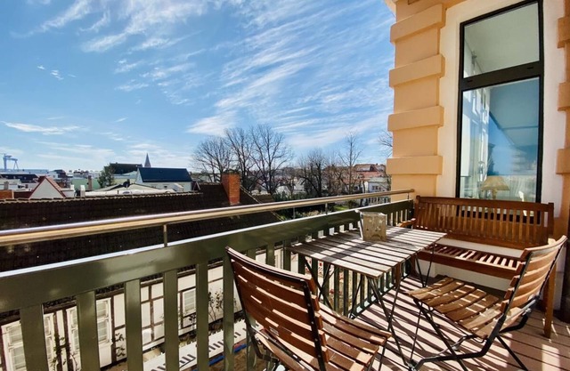 Berringer/Krabbe, on the beach