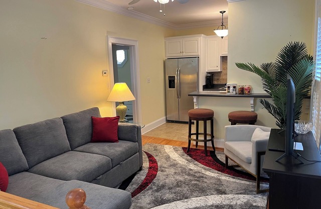 Best Five Points Stay in vibrant Athens
