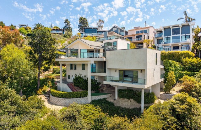 Best View in Laguna- 3 bedroom